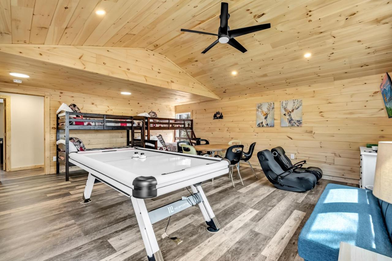 Whispering Winds, Hot Tub, Game Room, Wifi, 1089 Free Tickets Each Paid Day, Dollywood And More Gatlinburg Ngoại thất bức ảnh