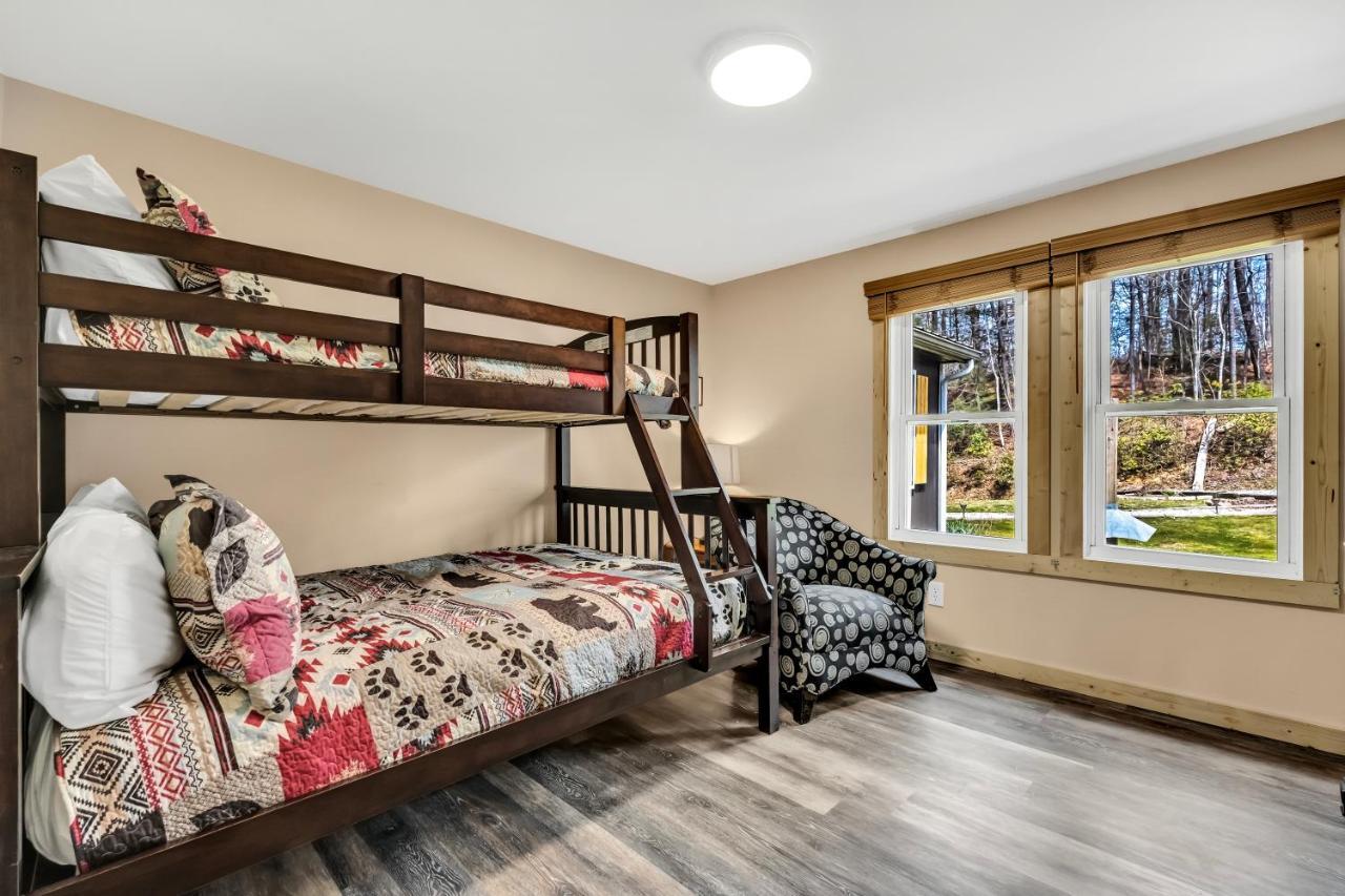 Whispering Winds, Hot Tub, Game Room, Wifi, 1089 Free Tickets Each Paid Day, Dollywood And More Gatlinburg Ngoại thất bức ảnh