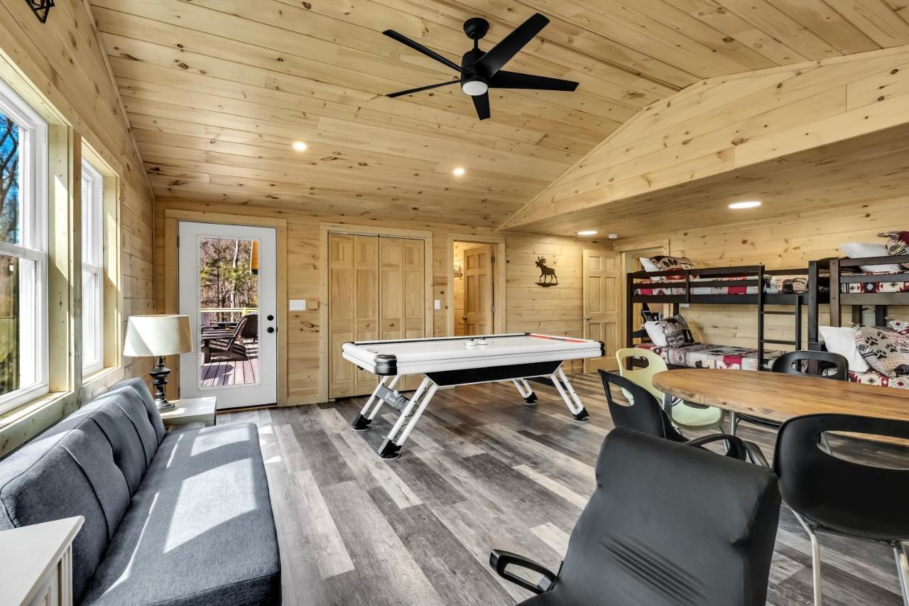 Whispering Winds, Hot Tub, Game Room, Wifi, 1089 Free Tickets Each Paid Day, Dollywood And More Gatlinburg Ngoại thất bức ảnh